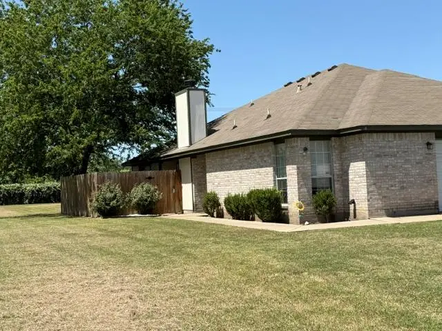 111 Axis Deer Trl, Hutto, TX 78634 - #2