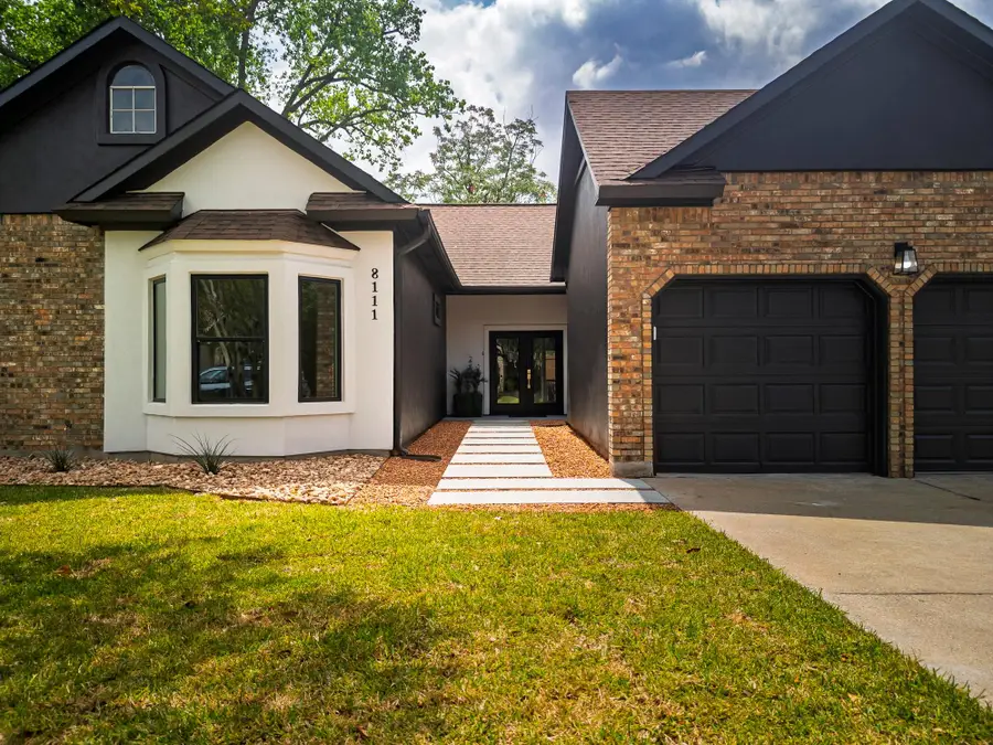 8111 Elkhorn Mountain Trl, Austin, TX 78729 - #3