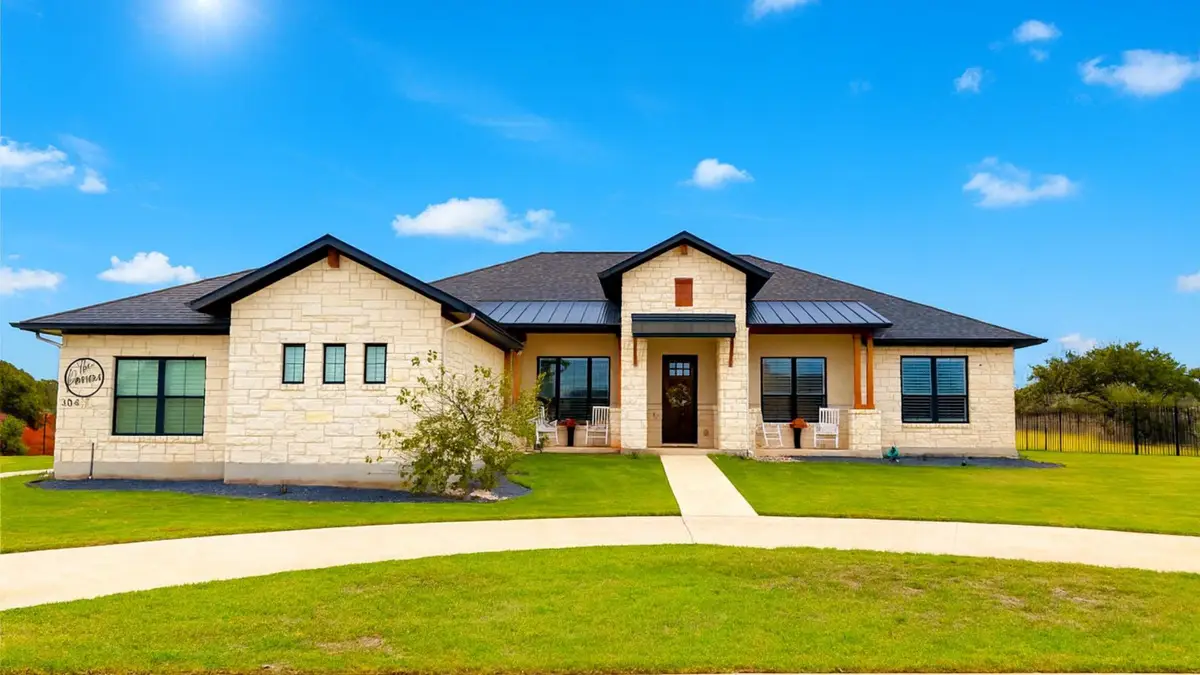 304 Buffalo Trl, Liberty Hill, TX 78642 - Image #1