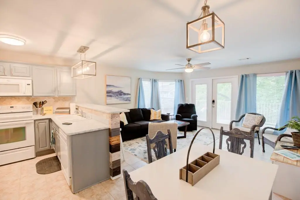 730 E Mather St #K301, New Braunfels, TX 78130 - #1