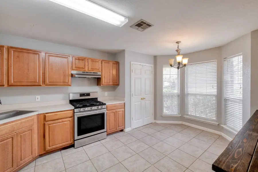 209 Antietam Dr, Elgin, TX 78621 - #2