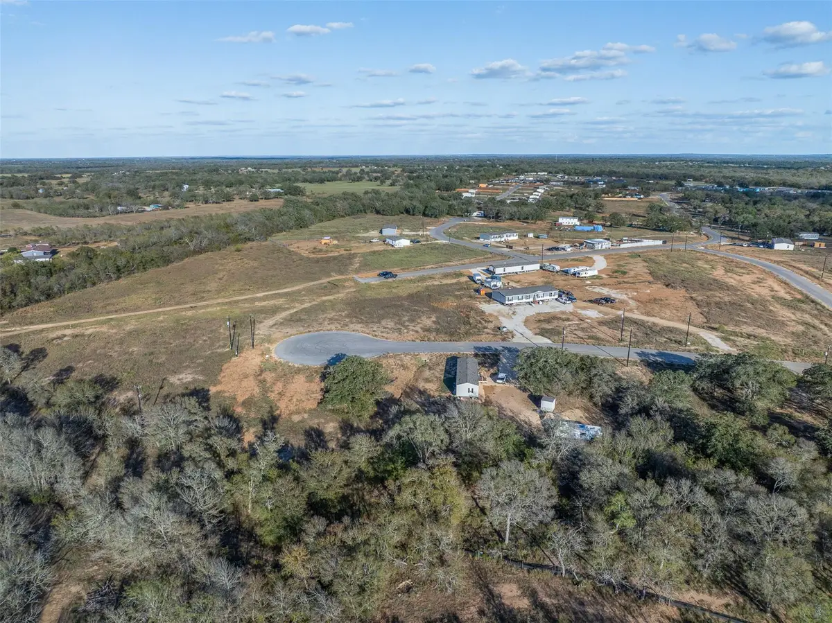 156 Grace Ln, Dale, TX 78616 - #1