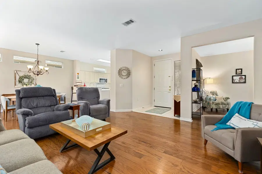 216 Whispering Wind Dr, Georgetown, TX 78633 - Image #3