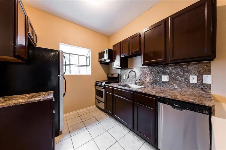 3206 King St #208, Austin, TX 78705 - #3