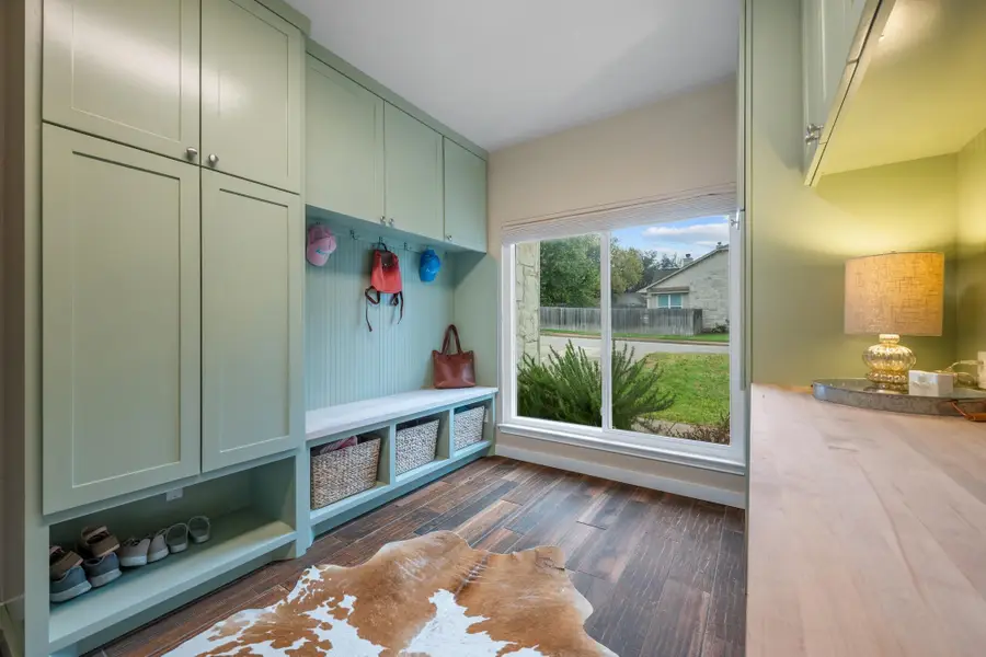 12052 Tulare Dr, Austin, TX 78738 - #2