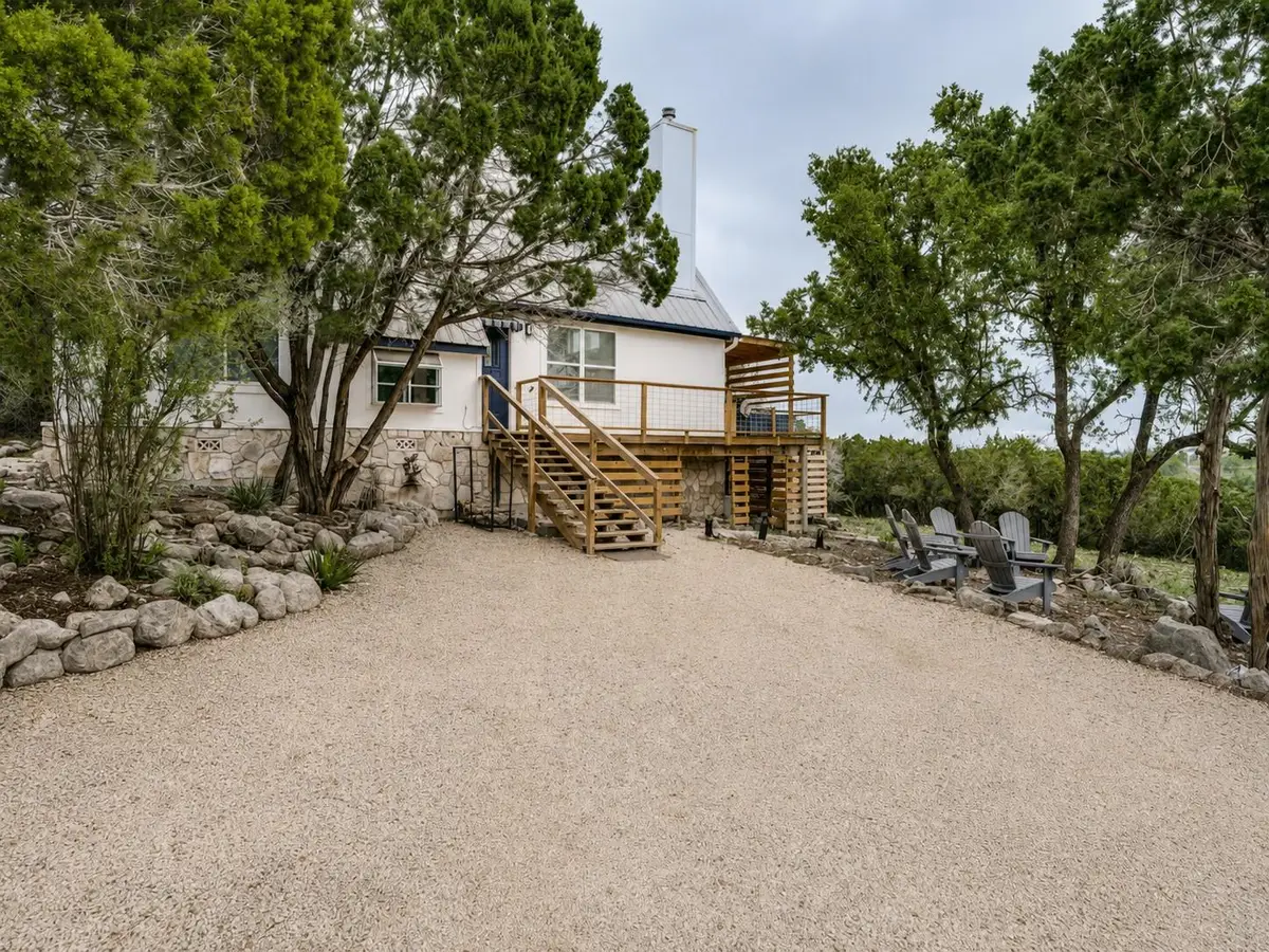 373 Treasure Hills Rd, Kerrville, TX 78028 - #1