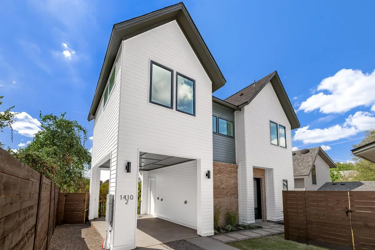 1410 Perez St #2, Austin, TX 78721 - #1