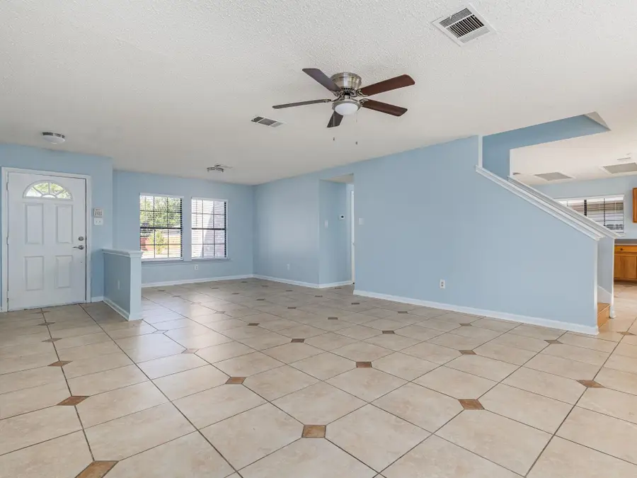 3401 Settlement Dr, Round Rock, TX 78665 - Image #2