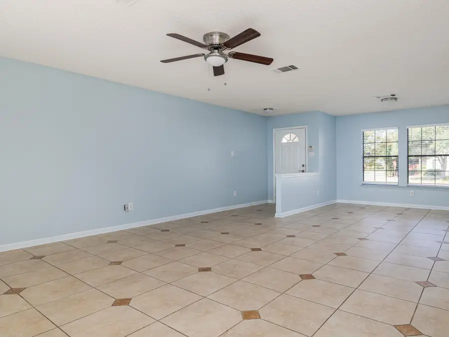 3401 Settlement Dr, Round Rock, TX 78665 - Image #3