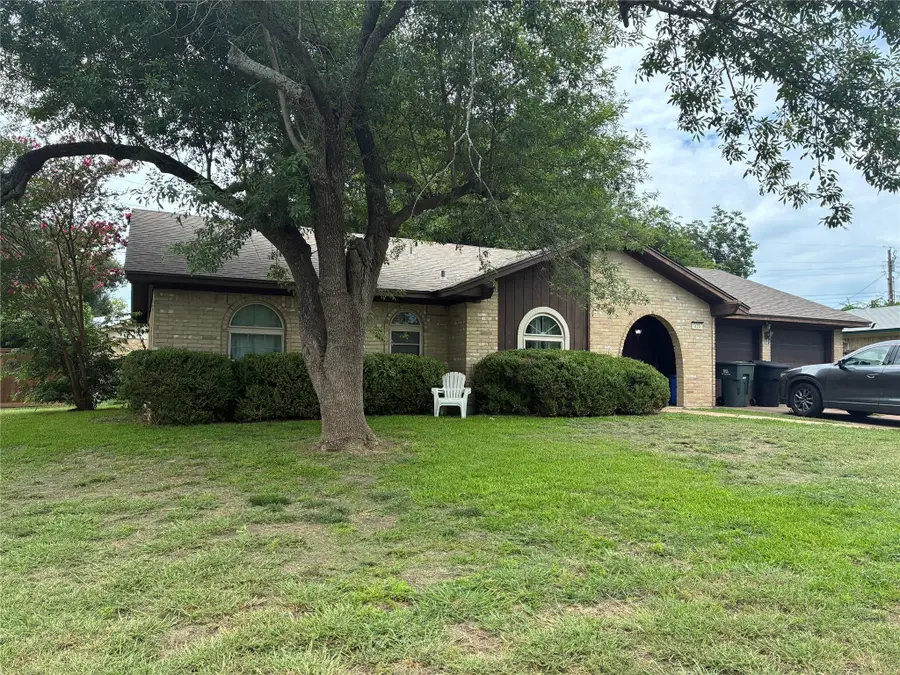 410 Phoenix Dr, Temple, TX 76504 - Image #2