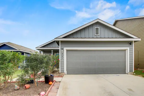 207 Soapstone Pass, Maxwell, TX 78656