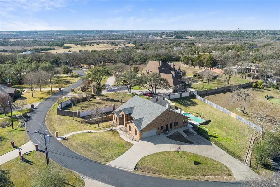 3426 Summit Cir, Belton, TX 76513 - Image #2