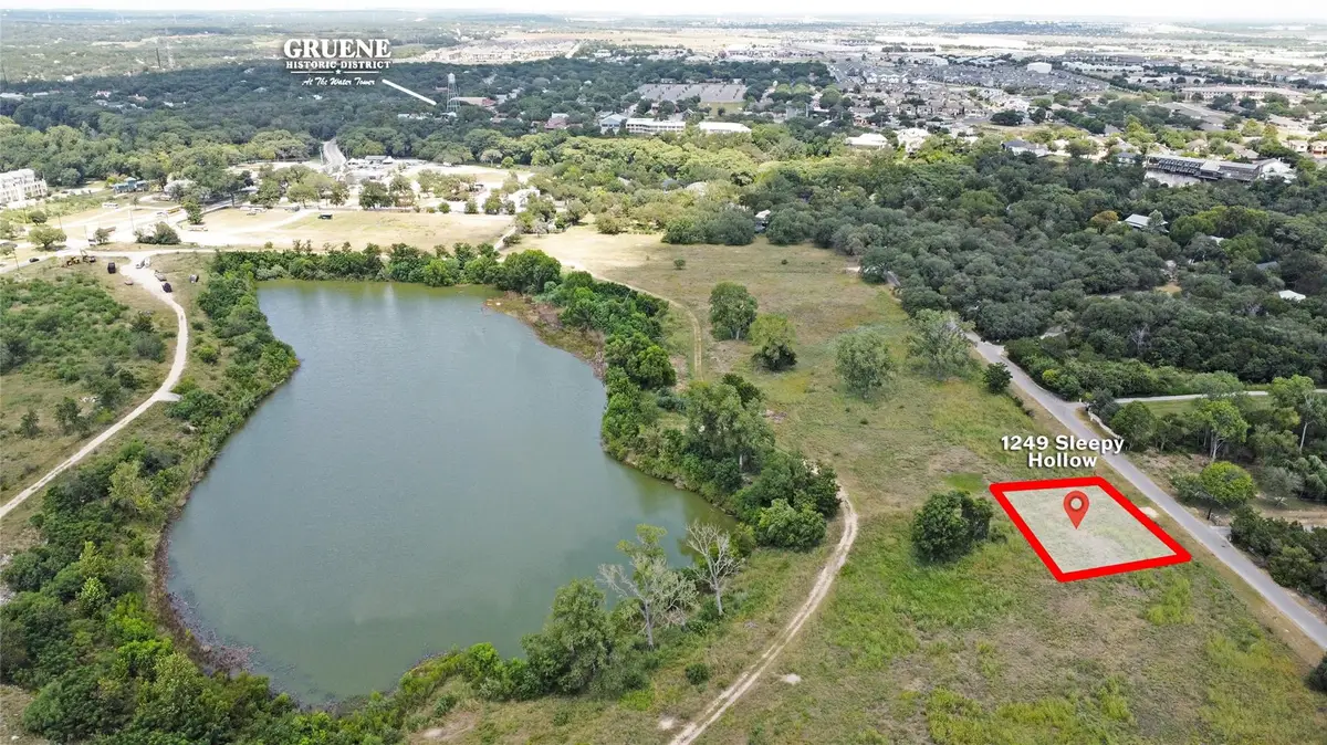 1249 Sleepy Hollow Ln Ln, New Braunfels, TX 78130 - #1