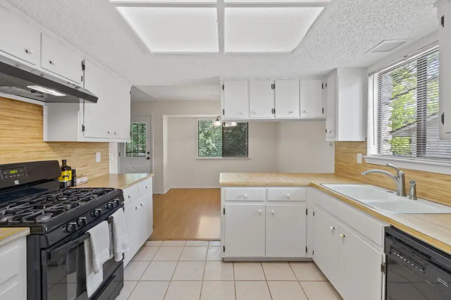 1030 Wisteria Trl, Austin, TX 78753 - #2