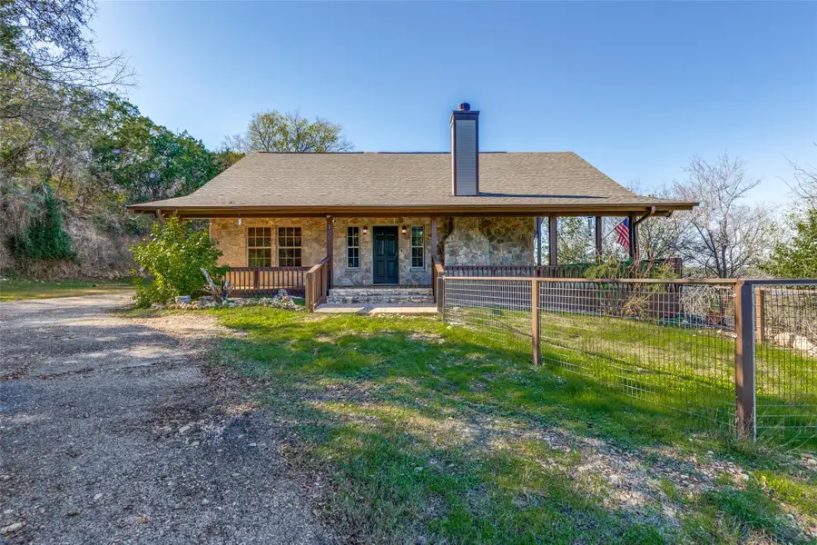 106 Redbud Dr, Spicewood, TX 78669 - Image #2