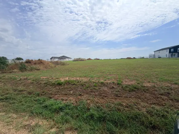 000 Balch Rd, Elgin, TX 78621