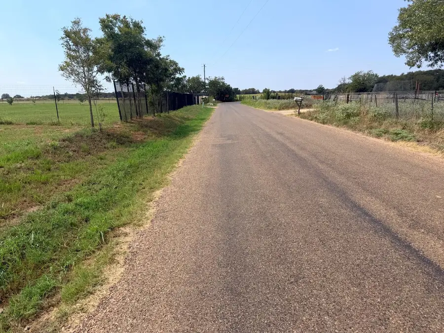 000 Balch Rd, Elgin, TX 78621 - #3