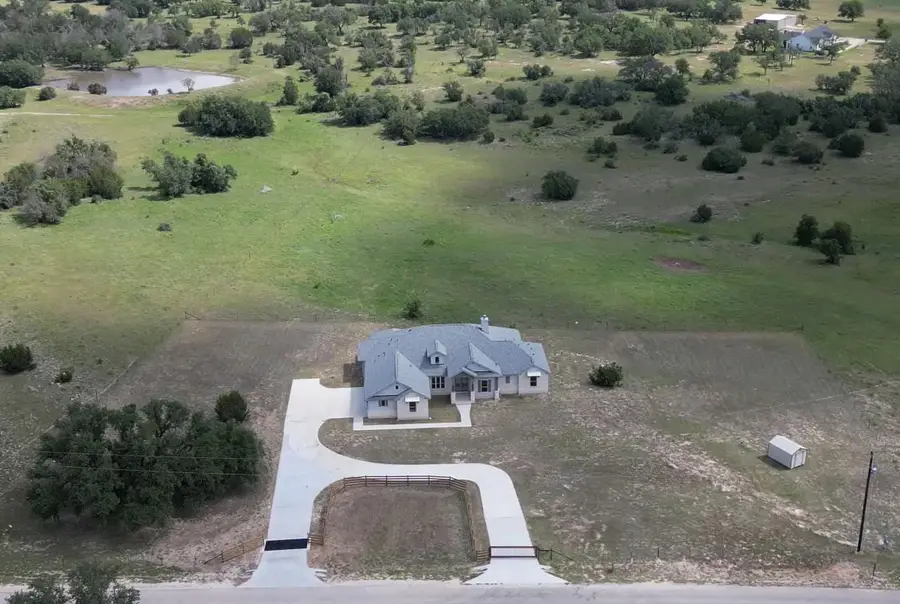 103 Buck Rabbit, Briggs, TX 78608 - Image #2