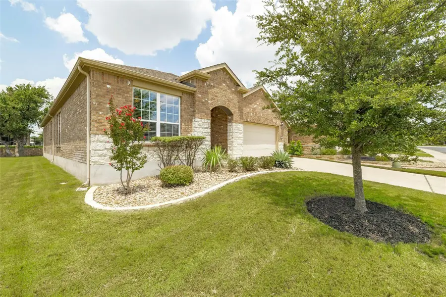203 Longview Ln, Georgetown, TX 78633 - #2