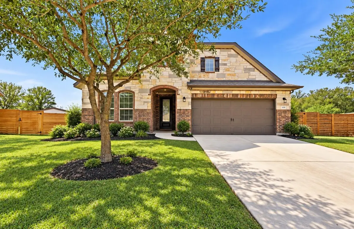 608 Wincliff Dr, Buda, TX 78610 - #1