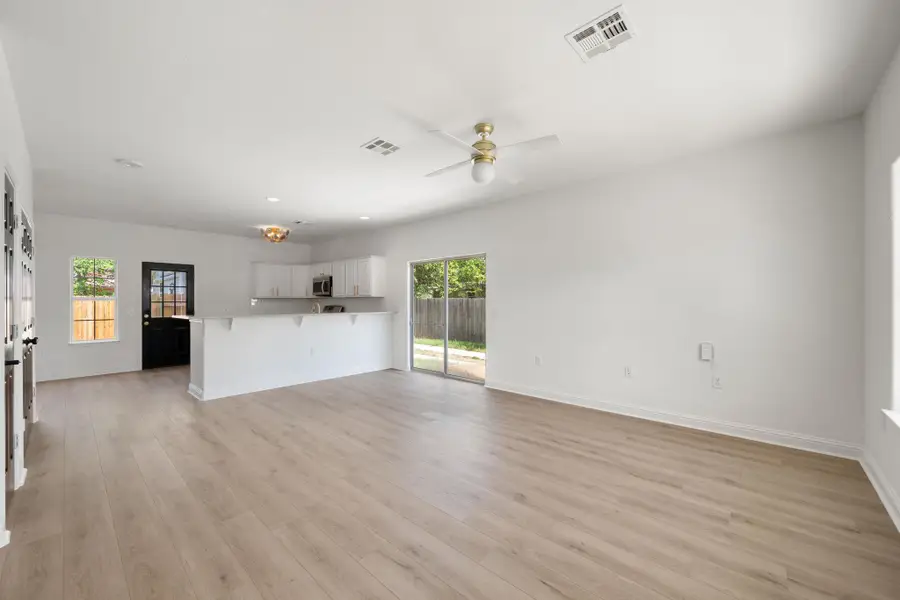 5408 Downs Dr, Austin, TX 78721 - #2