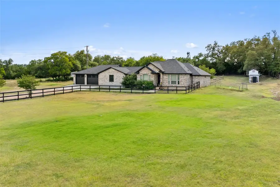 213 Beauchamp Rd, Dripping Springs, TX 78620 - #2