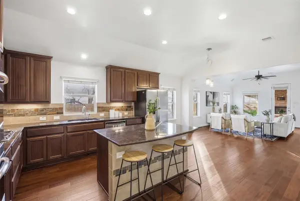 13600 Hymeadow Cir, Austin, TX 78729