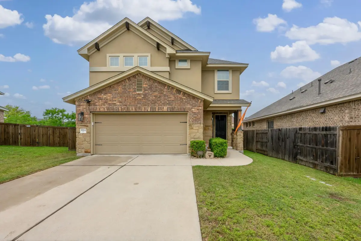 9324 Hunter Ln, Austin, TX 78748 - #1