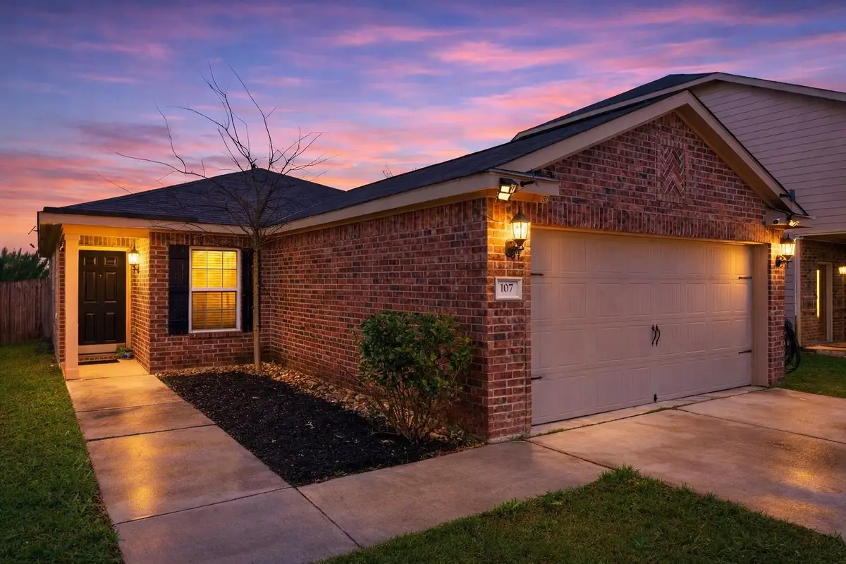 107 Millers Loop, Jarrell, TX 76537 - #1