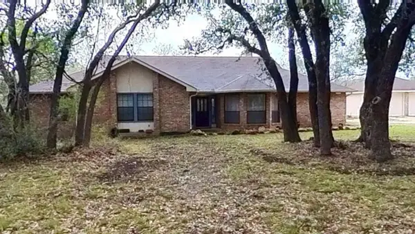 111 Clydesdale Dr, San Marcos, TX 78666