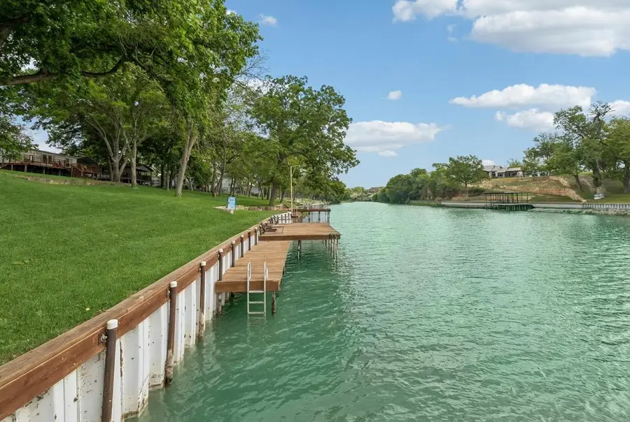 360 Shangrila Ln, New Braunfels, TX 78130 - #3