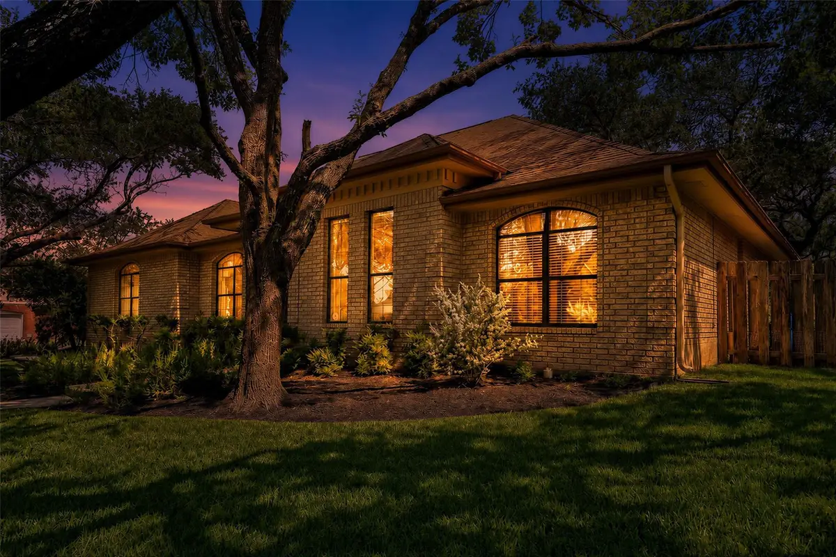 8312 Saber Creek Trl, Austin, TX 78759 - #1