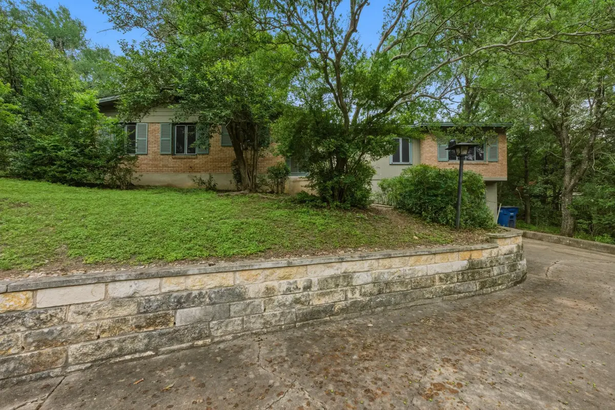 3105 Crestvale Dr, Austin, TX 78704 - #1