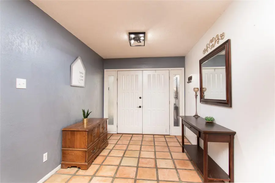 196 Oak Park One, Rockdale, TX 76567 - Image #2