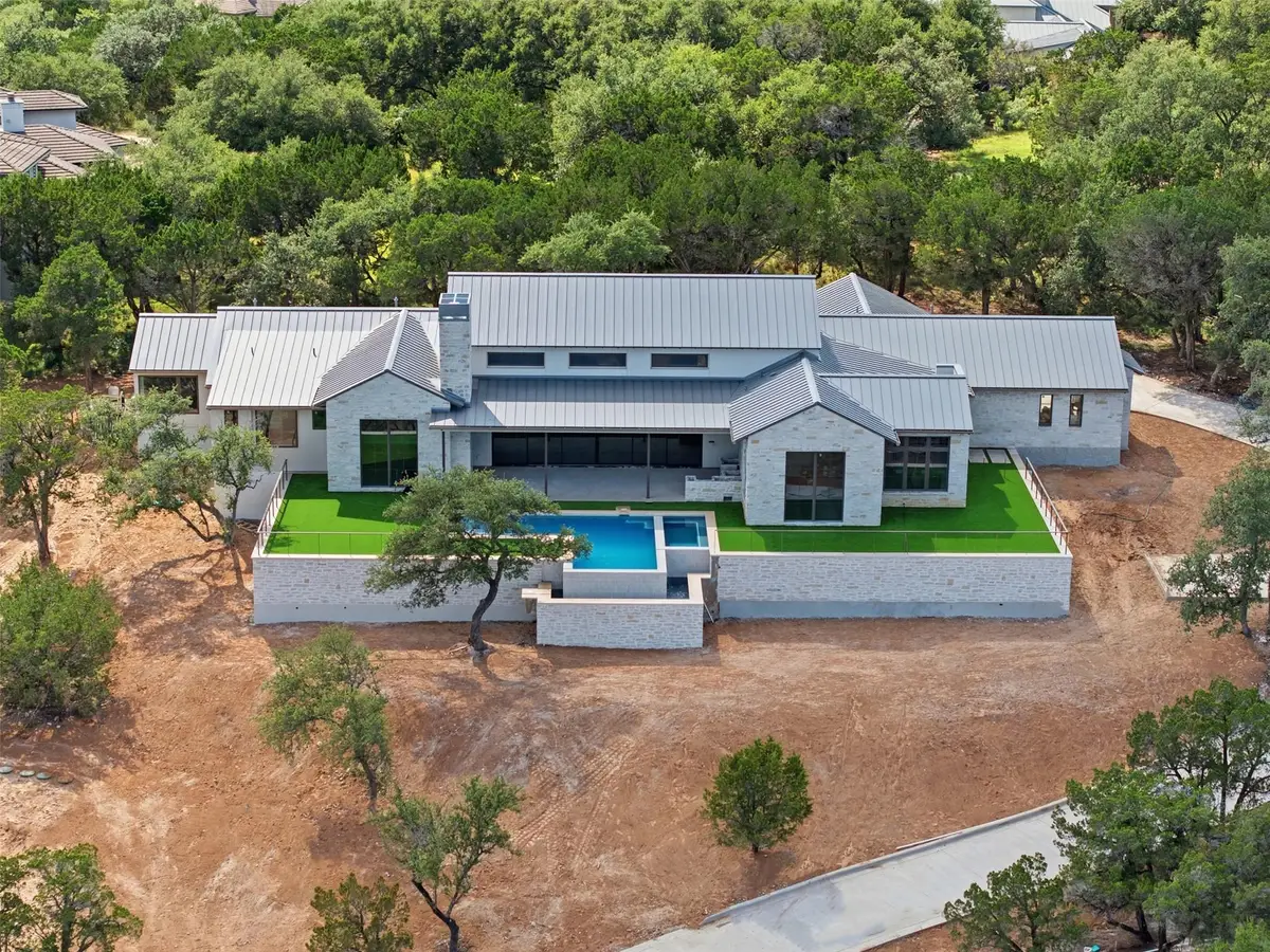 19559 Sandcastle Dr, Spicewood, TX 78669 - #1
