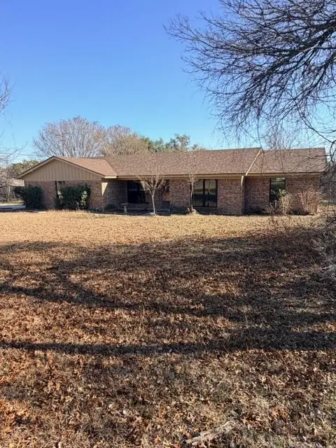 3125 Sikes Dr, Kempner, TX 76539