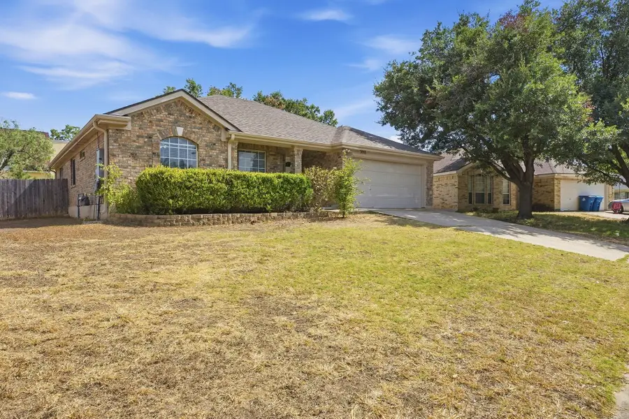 3005 Sugar Berry Cv, Round Rock, TX 78664 - #3