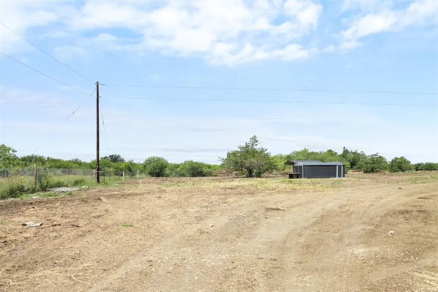 3315 Dry Creek Rd, Lockhart, TX 78644 - #2