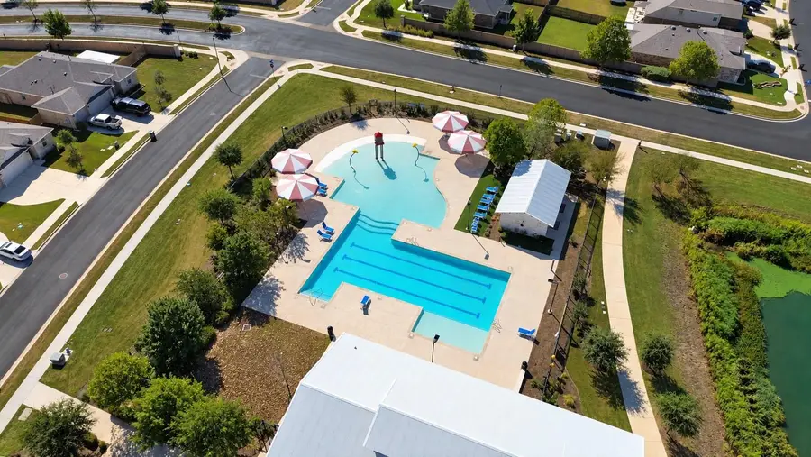 112 Bremen St, Georgetown, TX 78626 - #2