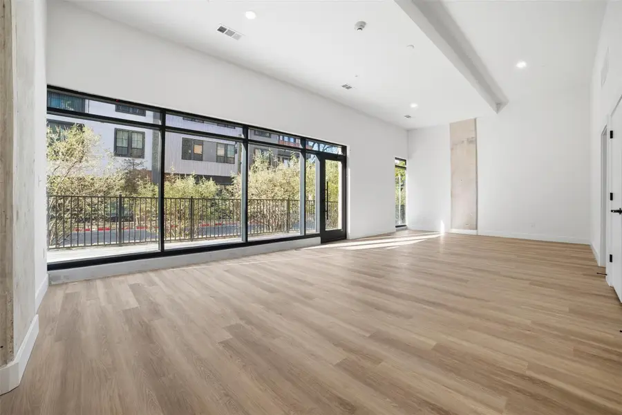 4315 S Congress Ave #105, Austin, TX 78745 - #2
