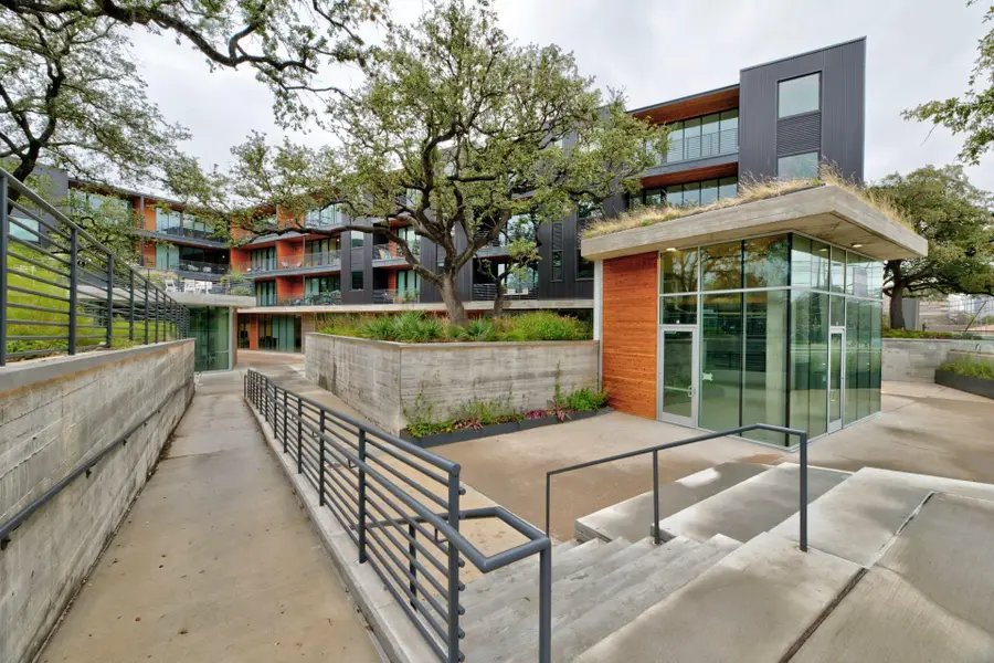 900 S 1st St #218, Austin, TX 78704 - Image #2