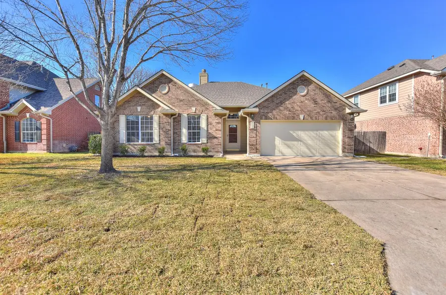 303 Gulfstream Dr, Georgetown, TX 78626 - #2