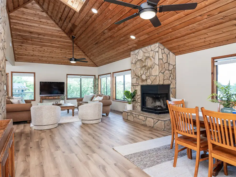 509 Coventry Rd, Spicewood, TX 78669 - #2