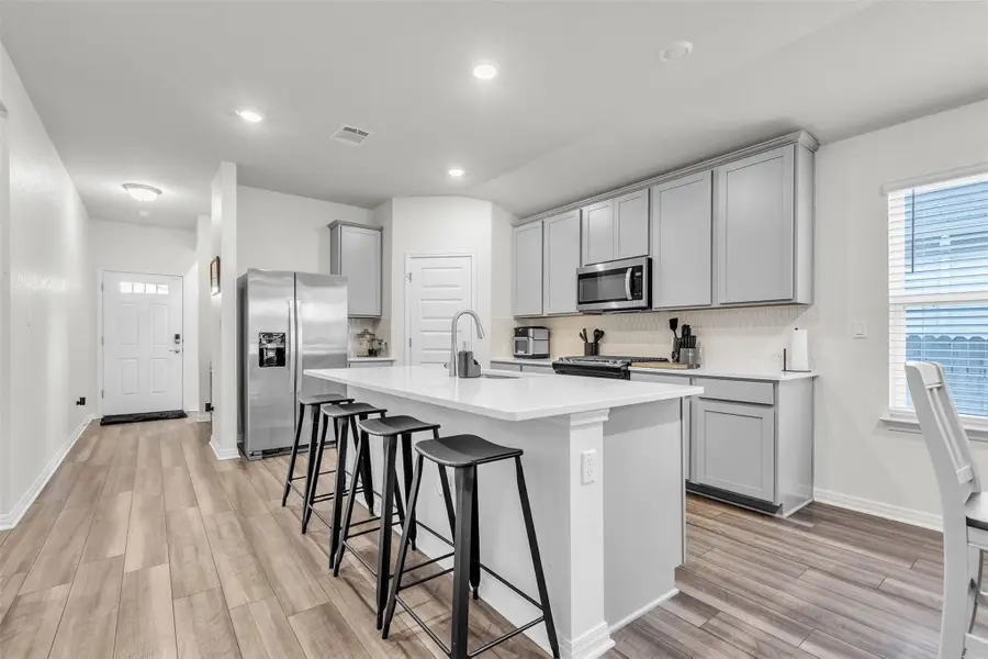 1100 View Dr, Georgetown, TX 78628 - Image #3