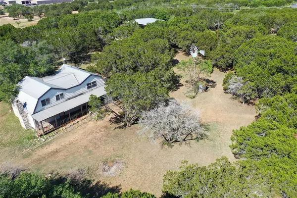 401 Exeter Rd, Spicewood, TX 78669
