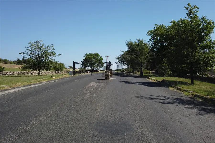 401 Exeter Rd, Spicewood, TX 78669 - #3
