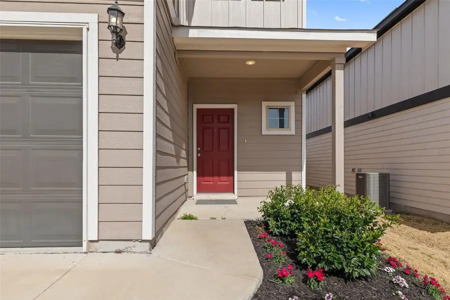 201 Katie Elder Dr, Jarrell, TX 76537 - #2