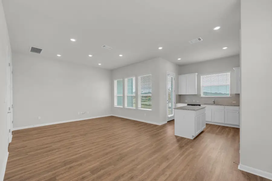 1015 Vista View Dr #101, Georgetown, TX 78626 - Image #3