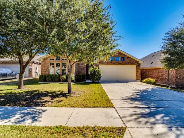 401 Strawberry Blonde Dr, Buda, TX 78610