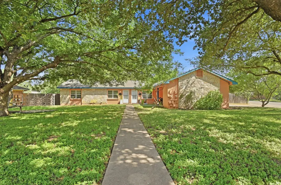 4910 Suburban Dr, Austin, TX 78745 - #2